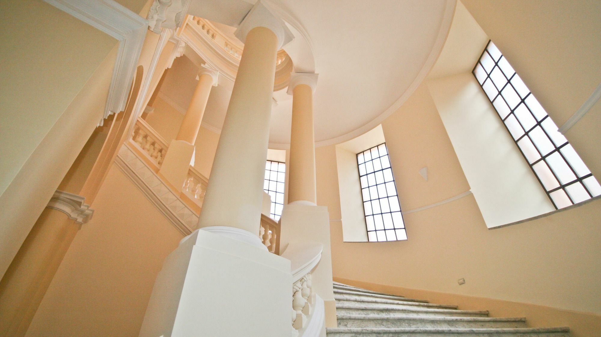 Apartment In Cisterna